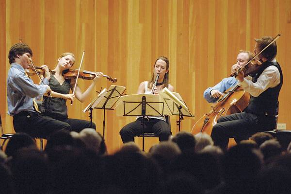 Augustin Hadelich, violin; Karina Canellakis, violin; Romie de Guise-Langlois, clarinet; Peter Stumpf, cello; and Sebastian Krunnies, viola. Courtesy photo: Janet Klaas.