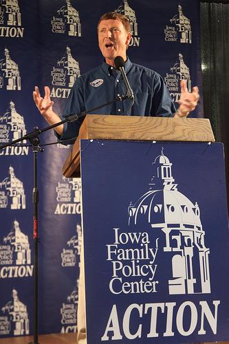 Bob Vander Plaats speaking at an Iowa Family Policy Center event