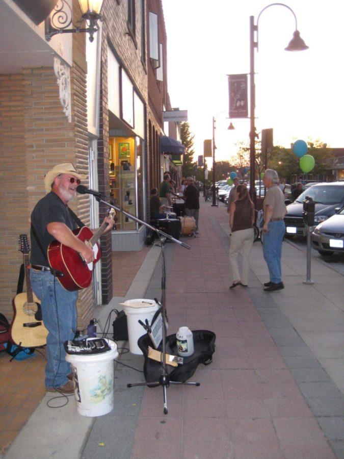Iowa artists perform on Main Street.