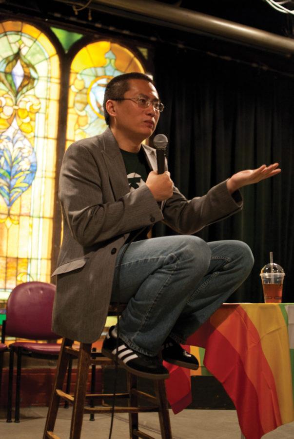Curtis Chin, cofounder of the Asian American Writers Workshop, talks to a group of audience about marriage equality, Tuesday, Sept. 28, at the Maintenance Shop, Memorial Union. 