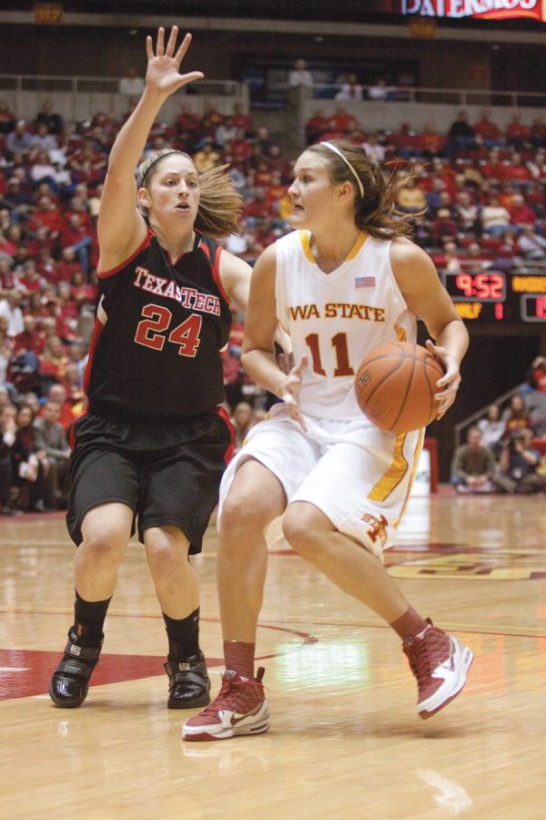 Guard Kelsey Bolte drives to the basket against Texas Tech last season.
