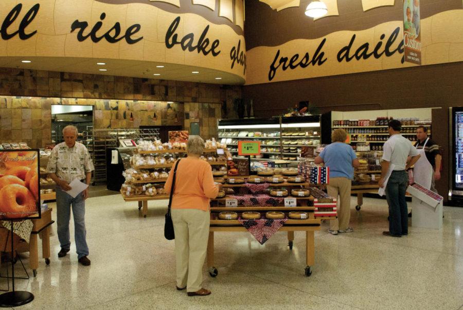 Dahls Foods, located on Grand Avenue in Ames, has its grand
opening on Monday. Community members respond well to the new
grocery option, exploring the new establishment in Ames.
