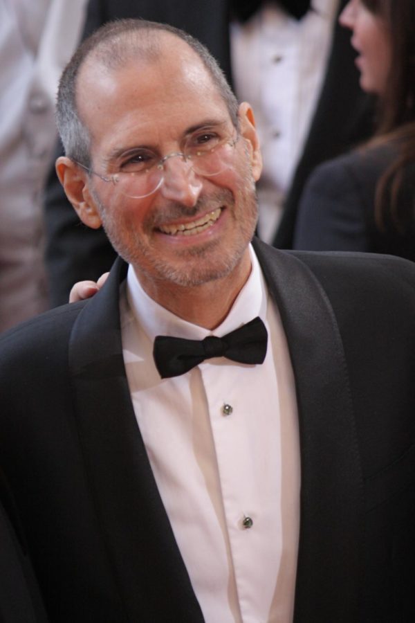 Apple founder, Steve Jobs, arrives on the red carpet before the
82nd Annual Academy Awards.

