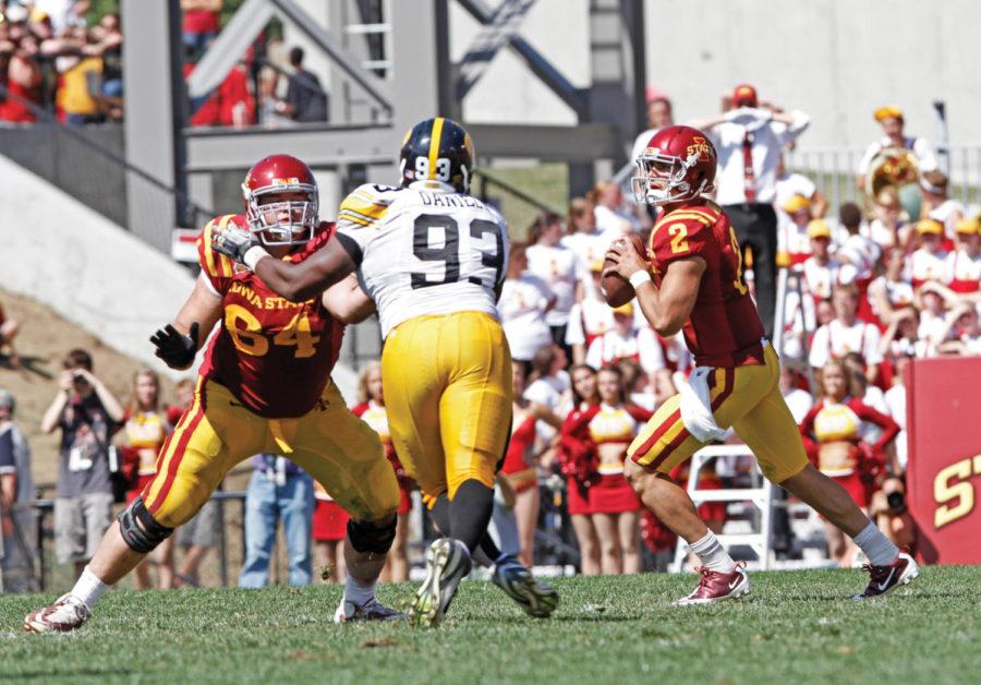Quarterback Steele Jantz looks to pass in Jack Trice Stadium
on Saturday, Sept. 10. Jantz finished the game with 279 yards
passing with four touchdowns and 42 yards rushing.
 
