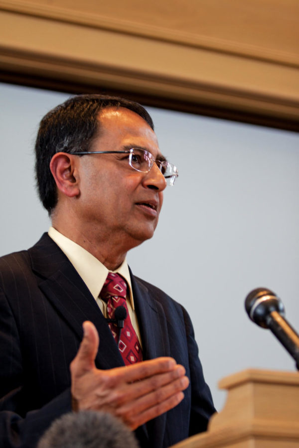 ISU presidential candidate Kumble Subbaswamy speaks in Morrill
Hall during a public forum for the presidential finalist forum on
Thursday, Sept. 22. 
