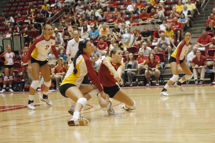 Libero Kristen Hahn and defensive specialist Caitlin Mahoney
both dive for a bump during the Iowa State - Arizona State match
held Friday, Sept. 2 at Hilton Coliseum. Mahoney contributed 11
digs while Hahn gave 22 digs to help the Cyclones defeat the
Sundevils 3-1.
