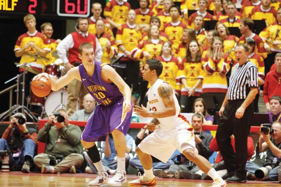 ISU guard Chris Babb plays defense during Wednesday nights game
against UNI. The Cyclones fell to the Panthers 62-69.

