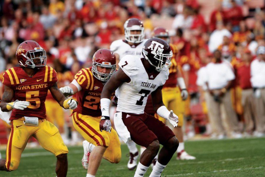 Linebacker Jake Knott tries to guard Texas A&M’s wide
receiver Uzoma Nwachukwu during the game Saturday, Oct. 22, 2011 .
Knott had three tackles throughout the game, and the Cyclones lost
33-17.
