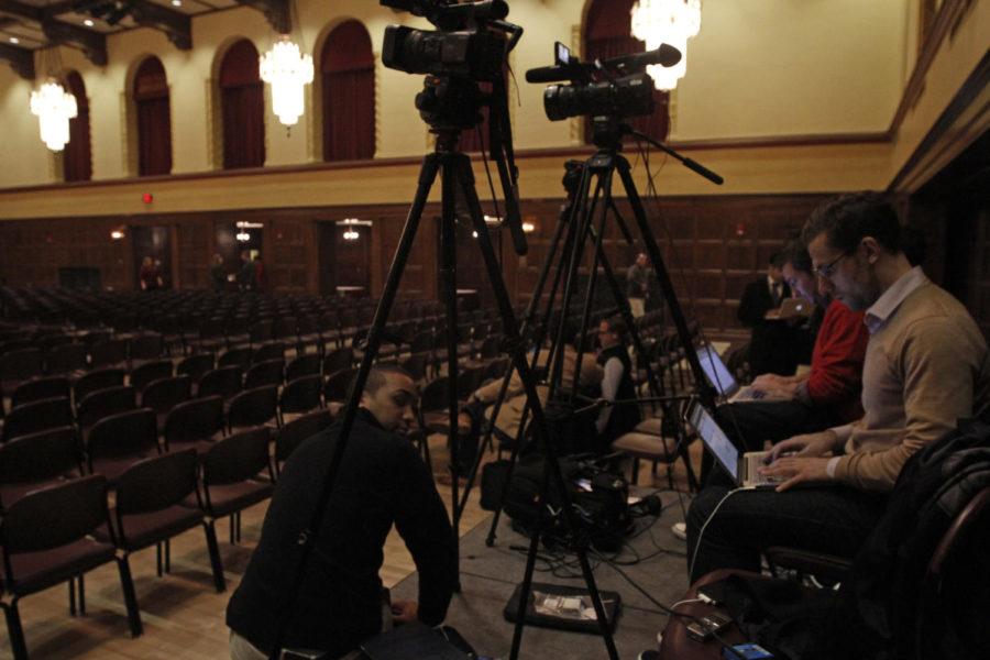 Reporters from NBC New York and CBS New York prepare for Ron
Pauls speech prior to the doors opening in the Great Hall of the
Memorial Union on Thursday, Dec. 8.
