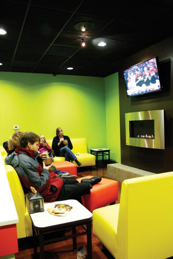 Aspen Leaf opened on Jan. 24 in Ames. The self-serve yogurt shop
offers a variety of options, from the yogurt to the toppings,
including fresh fruit and a multitude of sweets. TVs, bright
furniture and a fireplace deck the interior. We want to create a
hangout place, said John Fitz, assistant manager. 
