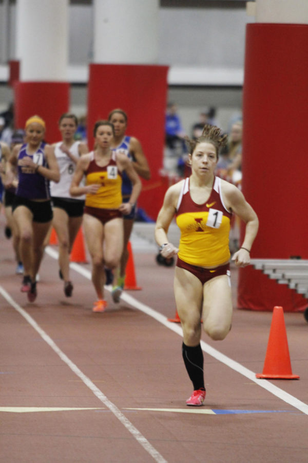 Emily+Meese+races+ahead+of+the+pack+to+finish+the+womens%0Aone-mile+race+in+the+ISU+Open+Track+and+Field+meet%C2%A0on+Saturday%2C%0AJan.+21%2C+at+Lied+Recreation+Athletic+Center.%C2%A0Meese+finished+first%0Ain+the+heat+with+a+time+of+5%3A09.%0A