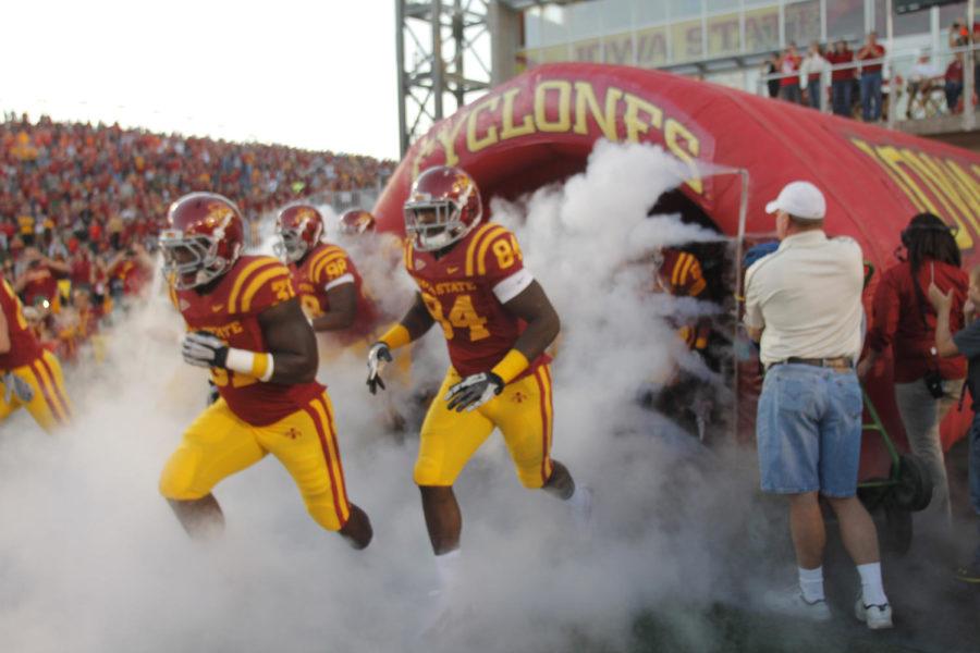 The+ISU+Cyclones+storm+the+field+to+play+the+WIU+Leathernecks+on+Saturday%2C+Sept.+15+at+Jack+Trice+Stadium.+The+Cyclones+won+37-3.%0A