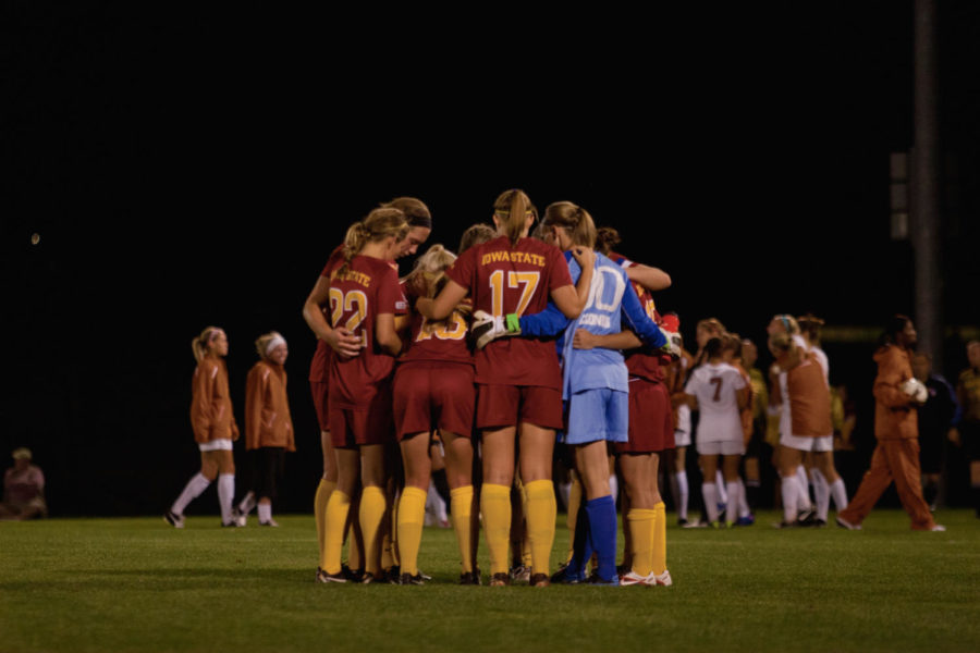 The+team+does+a+quick+huddle+prior+to+the+start+of+the+second+half.+The+Iowa+State+girls+soccer+team+face+the+University+of+Texas+on+Friday%2C+September+21+in+Ames.+The+Longhorns+scored+4+points+in+a+row+in+the+first+half+and+neither+team+won+any+goals+in+the+2nd%2C+leaving+the+final+score+at+4-0+Texas.%0A