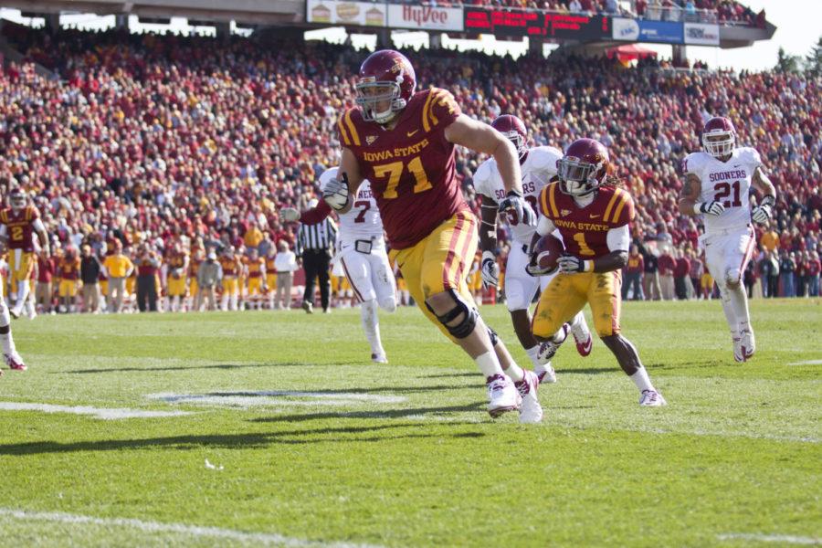 Jarvis West runs the football in for a touchdown on Nov. 3, 2012 at Jack Trice Stadium against the Oklahoma Sooners.
