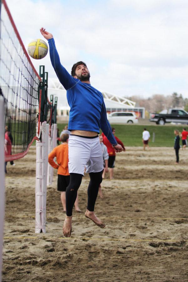ISU students compete in the Veishea volleyball tournament on April 13, 2013.
