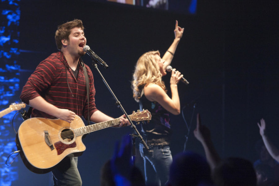 Jesse+Antelman+sings+during+the+Anthem+worship+event.+Anthem+took+place+at+Cornerstone+Church+April+28%2C+2012+and+was+attended+by+over+600+Iowa+State+students.+The+band+plays+again+at+Cornerstone+Friday%2C+May+3%2C+2013.%0A