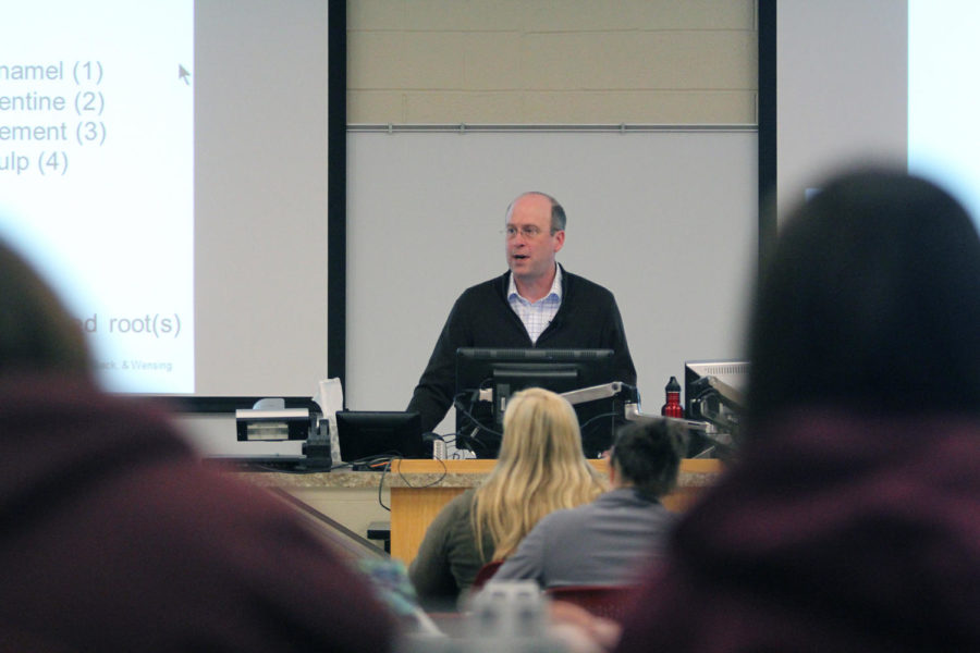 Eric Rowe, D.V.M., lectures on the principles of equestrian dentistry and care. Rowe, along with several other lectures spoke during the 2014 American Pre-Veterinary Medical Association Symposium at Iowa States College of Veterinary Medicine on March 22.