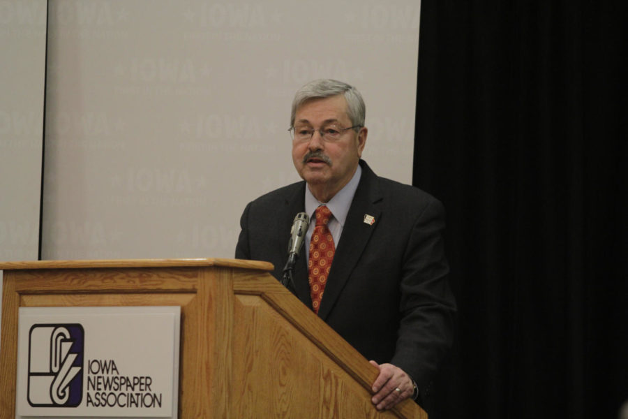 Iowa Gov. Terry Branstad speaks at the Iowa Newspaper Association Convention on Feb. 6 in Des Moines.