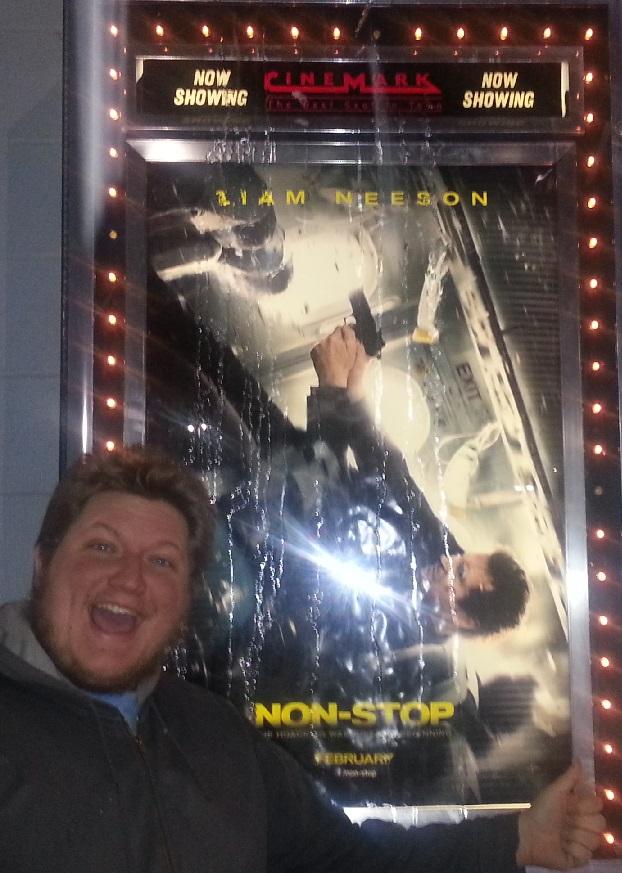 Non-Stop achieved a 4/5 by Iowa State Daily movie reviewer Nick Hamden.
