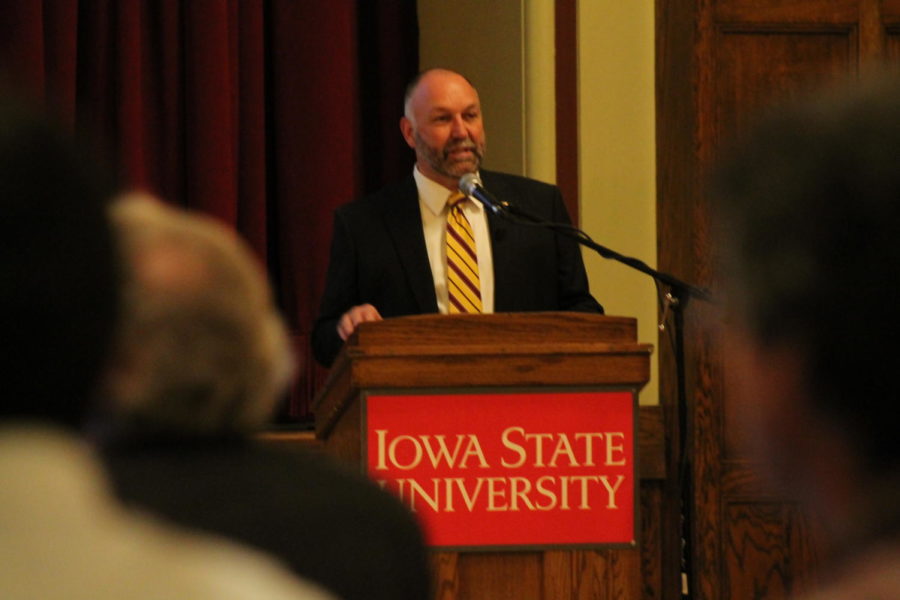 President Steven Leath speaks at the Faculty Senate meeting held on April 8 in the Memorial Union. Leath addressed various issues the Senate had, including some of his plans for the university next year.