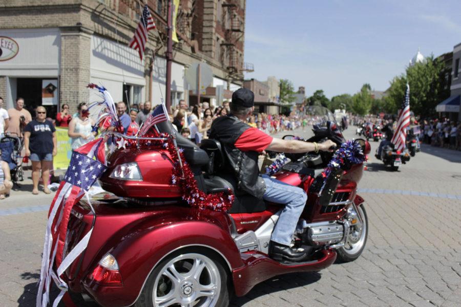 Ames Sesquincentennial 4th of July Parade.