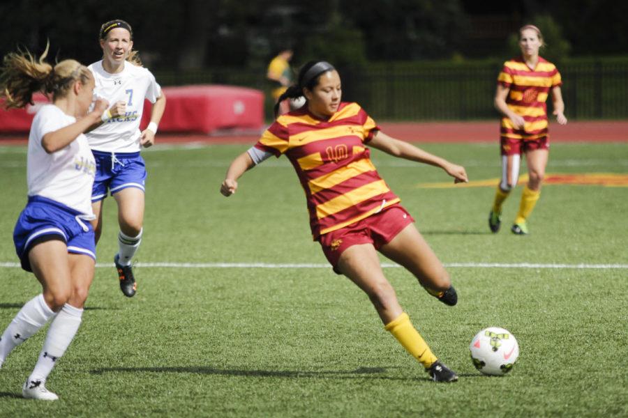 Freshman forward Maribell Morales runs the ball down the field during Iowa States 2-1 loss to South Dakota State on Sept. 21 at the Cyclone Sports Complex. This game ended the soccer teams nonconference schedule.
