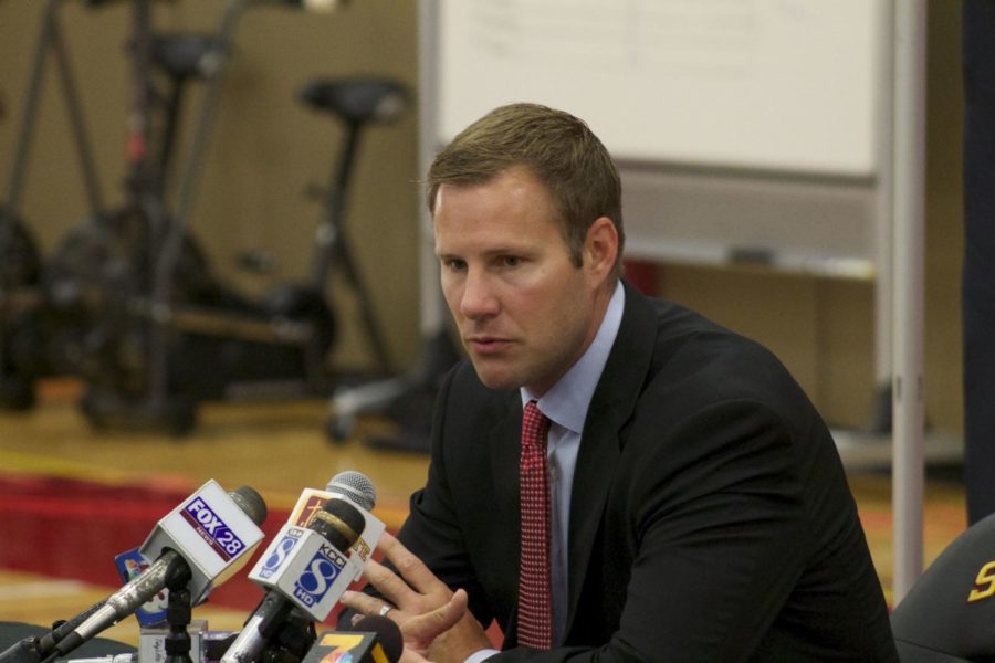 ISU+Mens+Basketball+coach+Fred+Hoiberg+talks+to+a+large+audience+at+a+press+conference+during+Media+Day+on+Wednesday.