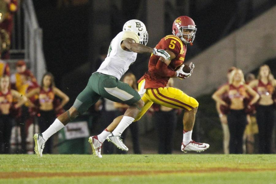 Freshman wide receiver Allen Lazard runs the ball against No. 7 Baylor on Sept. 27 at Jack Trice Stadium. The Cyclones fell to the Bears 49-28. Lazard had 47 receiving yards.