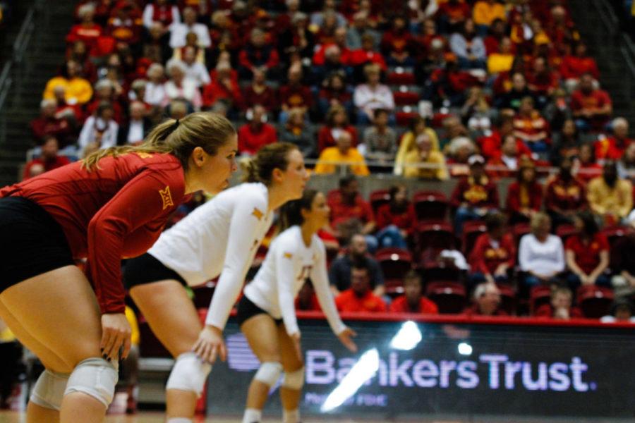The+ISU+volleyball+team+lines+up+for+a+match+against+the+University+of+Oklahoma+on+Oct.+12.