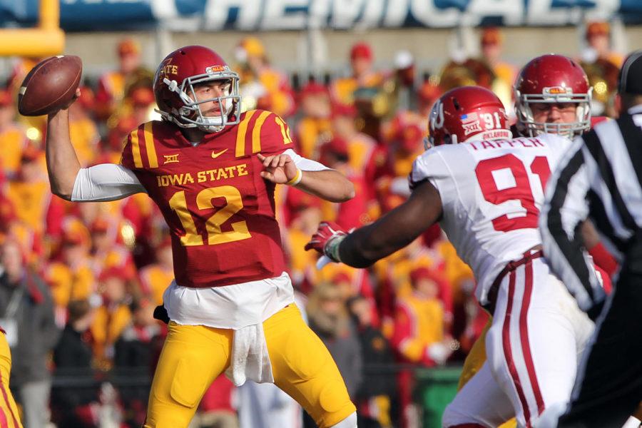 Redshirt+junior+quarterback+Sam+Richardson+throws+the+ball+during+Iowa+States+game+against+Oklahoma+on+Nov.+1.+Richardson+had+15+completions%2C+rushed+for+20+yards+and+scored+an+18-yard+touchdown.%C2%A0The+Cyclones+fell+to+the+No.%C2%A019+Sooners+with+a+final+score+of+59-14.