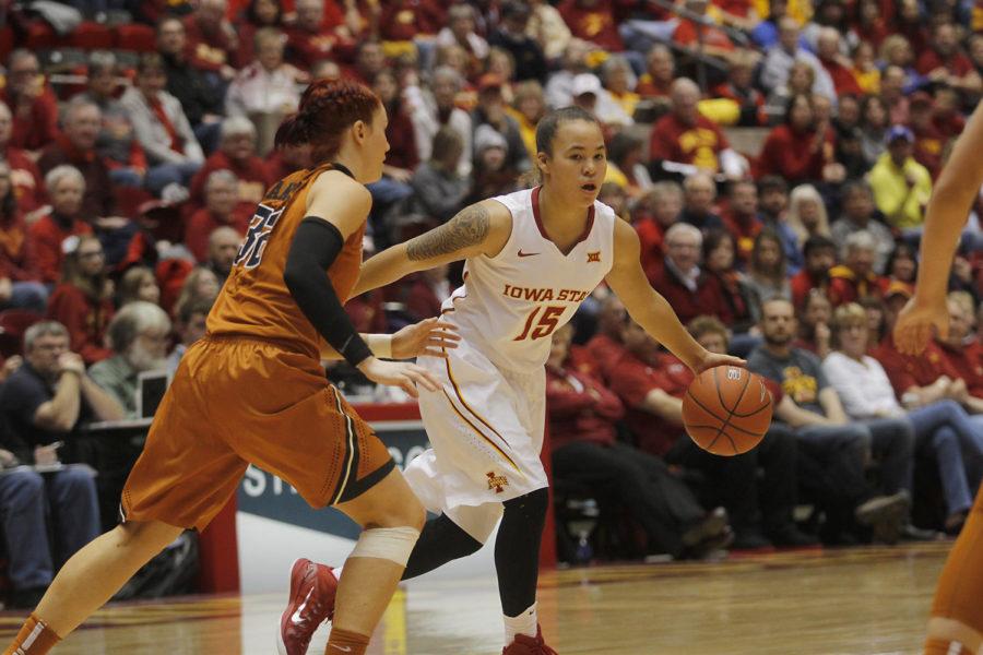 Junior guard Nicole Kidd Blaskowsky moves the ball up the court during Iowa States matchup with No. 3 Texas. Iowa State upset the Longhorns 59-57.