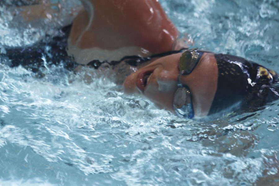 Senior Elizabeth Kleiner has a steady stroke during the 1000-yard freestyle. Kleiner placed third in the event while Iowa State defeated West Virginia 157-143 on Jan. 24. 