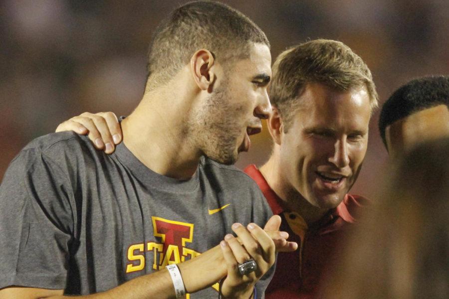 Fred Hoiberg and his players showed support for the ISU football team at the home game against Baylor in 2014. 