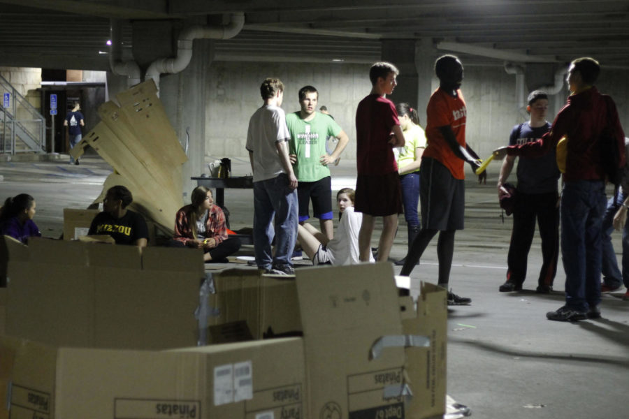 The George Washington Carver Association and the Saint Thomas Aquinas Church co-sponsored the homeless awareness sleepout on April 18. Students from various clubs and organizations gathered in the Saint Thomas Aquinas Church parking garage to play games, hang out, sleep in cardboard structures and spread awareness about homelessness. ISU basketball player Daniel Edozie came to speak about his experiences. This is the second annual homeless sleepout and it took place from around 6 p.m. to 8 a.m.