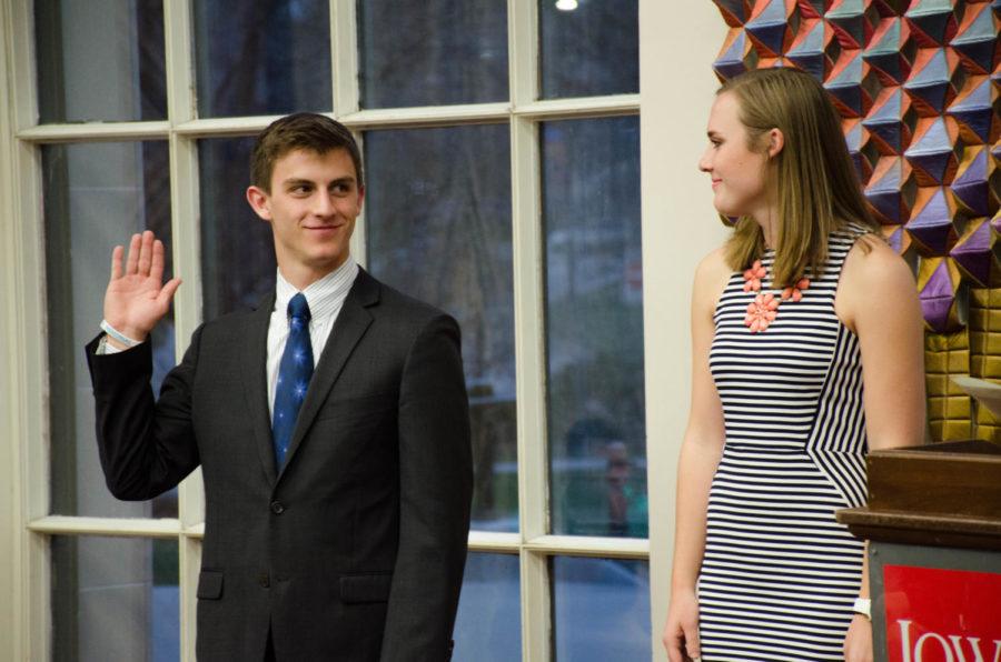 Dan+Breitbarth+and+Megan+Sweere+are+sworn+in+as+the+new+Student+Government+president+and+vice+president.%C2%A0