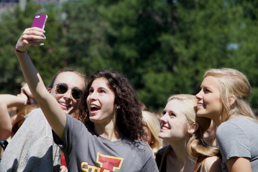Students take a selfie on Central Campus. Aug. 20 marked the end of the six-day long formal recruitment. 