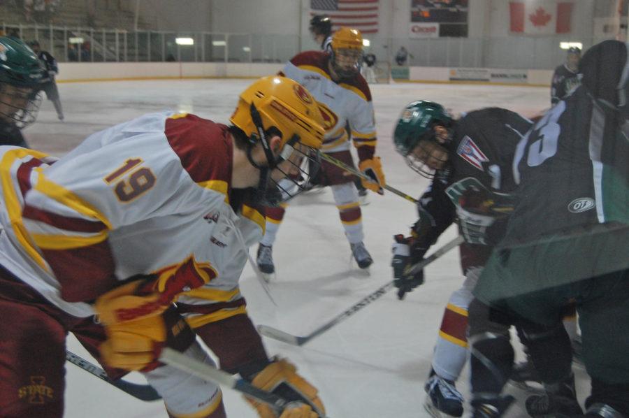 The mens hockey team lost 1-0 in a shootout against No. 2 ranked Ohio University.