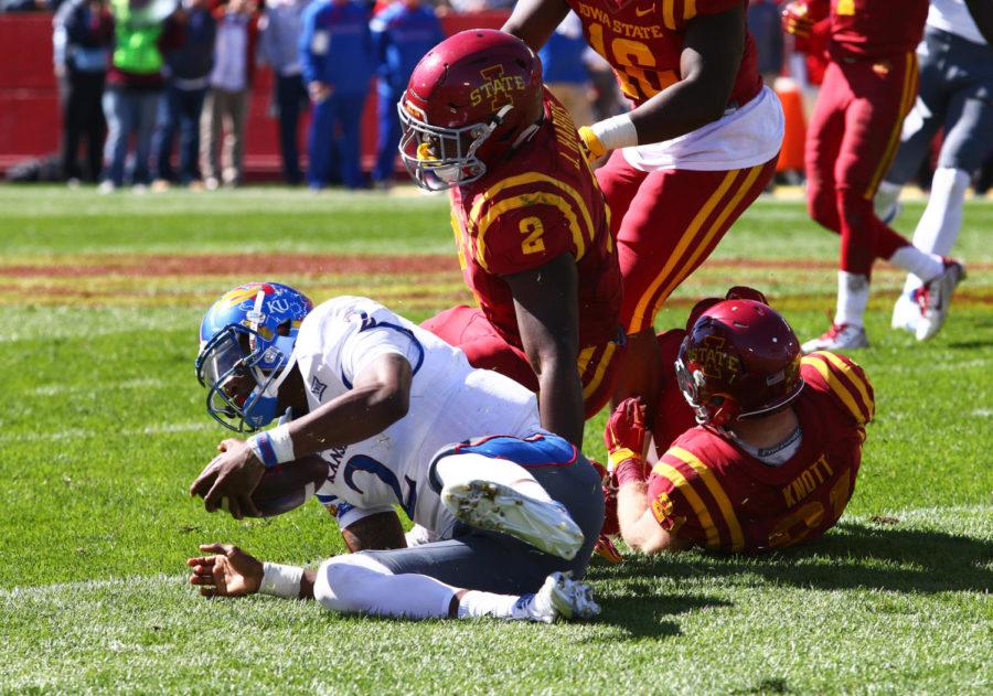 Iowa+State+linebacker+Jordan+Harris+brings+down+Kansas+quarterback+Montell+Cozart+Oct.+3.%C2%A0The+Cyclones+would+go+on+to+beat+the+Jayhawks+38-13.%C2%A0