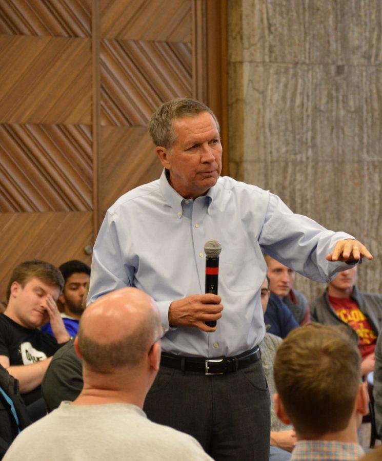 2016 Republican presidential candidate John Kasich speaks during a town hall in the Campanile Room of the Memorial Union on Nov. 30.