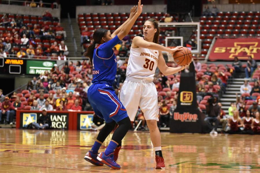 Claire+Ricketts%2C+redshirt+freshman+forward%2C+calls+to+a+teammate+during+the+game+against+Kansas+on+Jan.+9+at+Hilton+Coliseum.