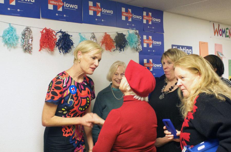 Planned Parenthood president Cecile Richards campaigns for Hillary Clinton in Ames on Jan. 23.
