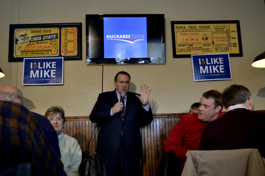 Republican presidential candidate Mike Huckabee speaks at a meet and greet at Jeffs Pizza in Ames on Jan. 27.