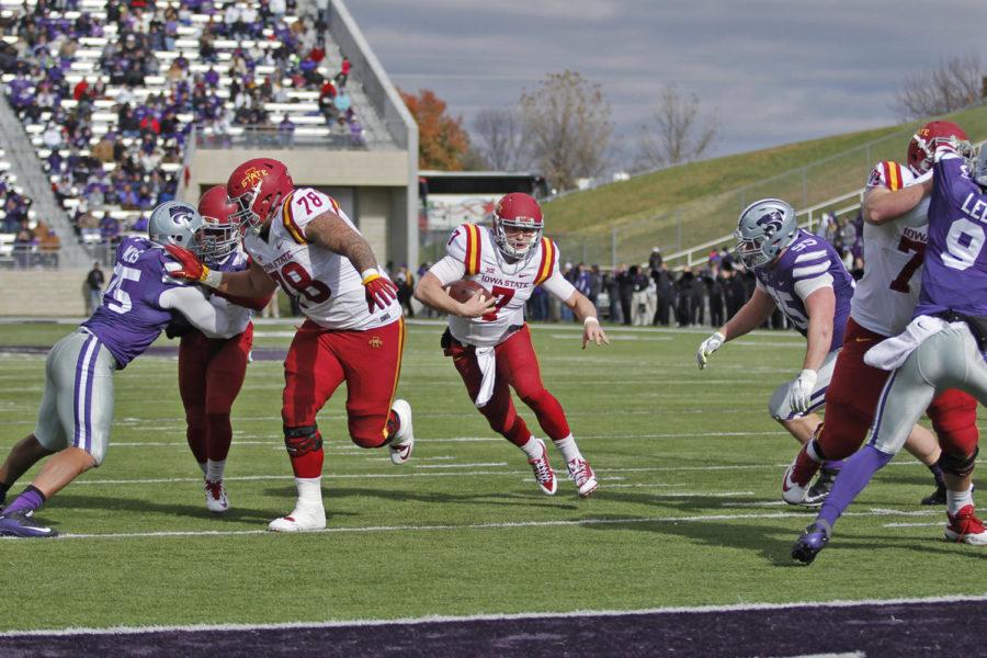 Quarterback Joel Lanning scrambles against Kansas State on Nov. 21, 2015. The Wildcats rallied back to win the game 38-35 on a last second field goal at Bill Snyder Family Stadium in Manhattan, Kan.