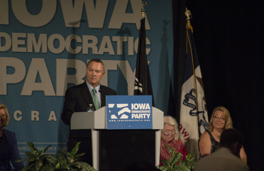 Iowa Treasurer Mike Fitzgerald speaks at the Iowa Democratic Partys Hall of Fame dinner on July 17, 2015 in Cedar Rapids. Fitzgerald endorsed Hillary Clinton earlier in the day.