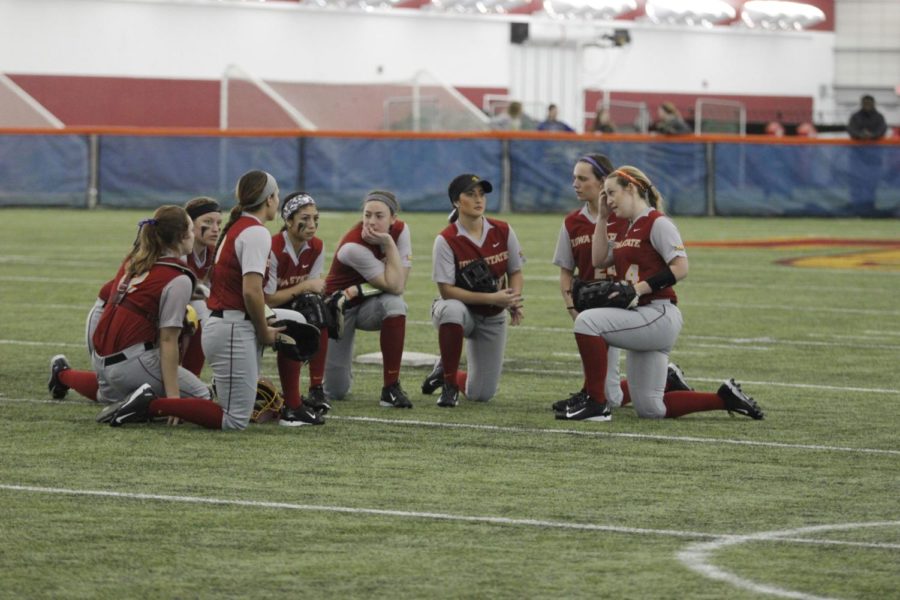 The+Iowa+State+softball+team+kneeled+in+a+group+and+watched+on+as+their+starting+pitcher+Brianna+Weilbacher+was+struck+in+the+face+with+a+softball.+Iowa+State+would+later+win+the+game+8-7+against+Eastern+Illinois+in+extra+innings+on+a+walk-off+win+on+Feb.+12.%C2%A0