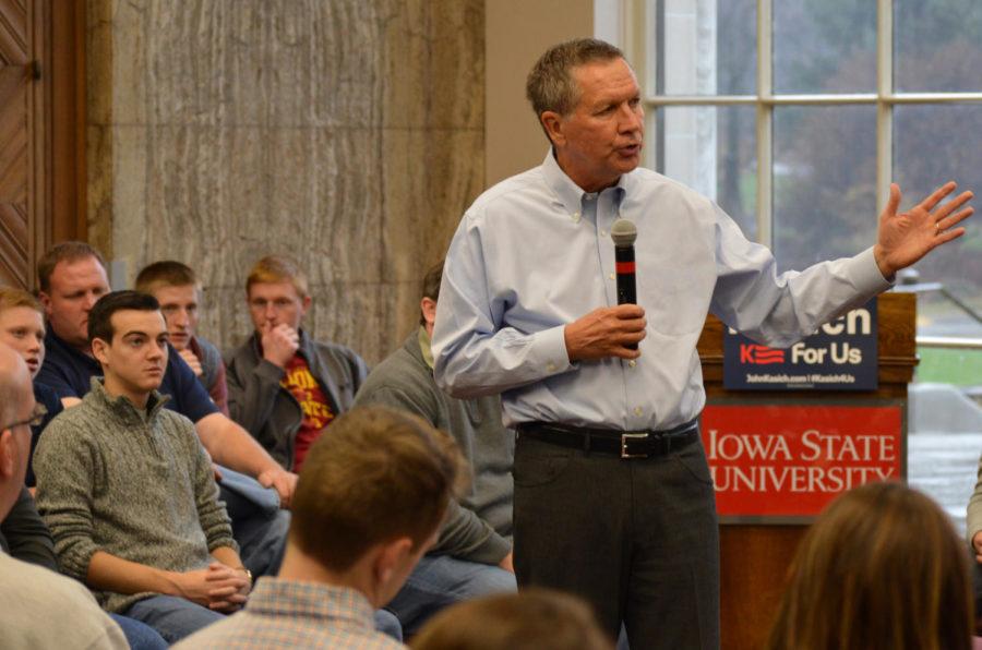 2016+Republican+presidential+candidate+John+Kasich+speaks+during+a+town+hall+in+the+Campanile+Room+of+the+Memorial+Union.