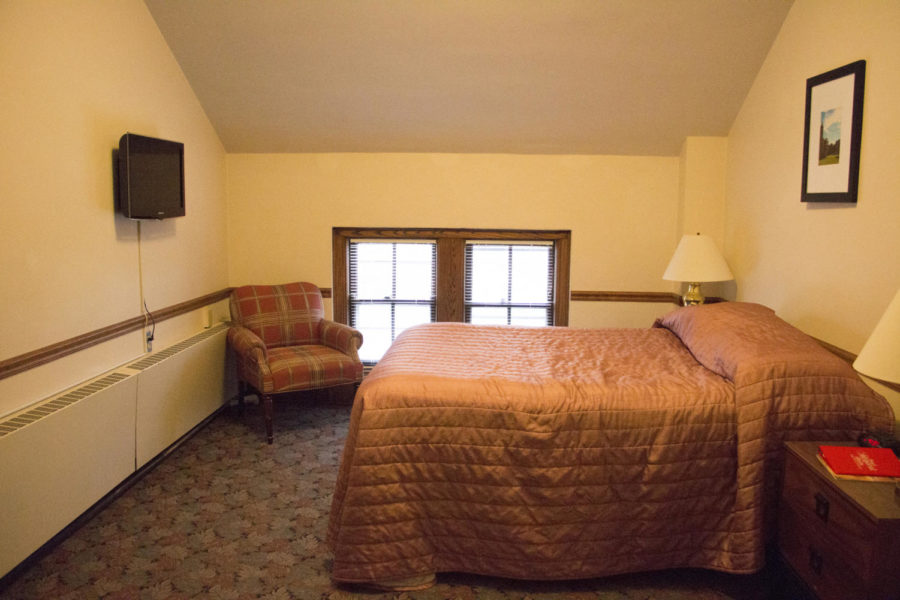 Due to demand for more summer housing, the Hotel Memorial Union is offering approximately 70 spaces for students. Rooms range from single to triple, and come with air conditioning, wi-fi and a bathroom. 
