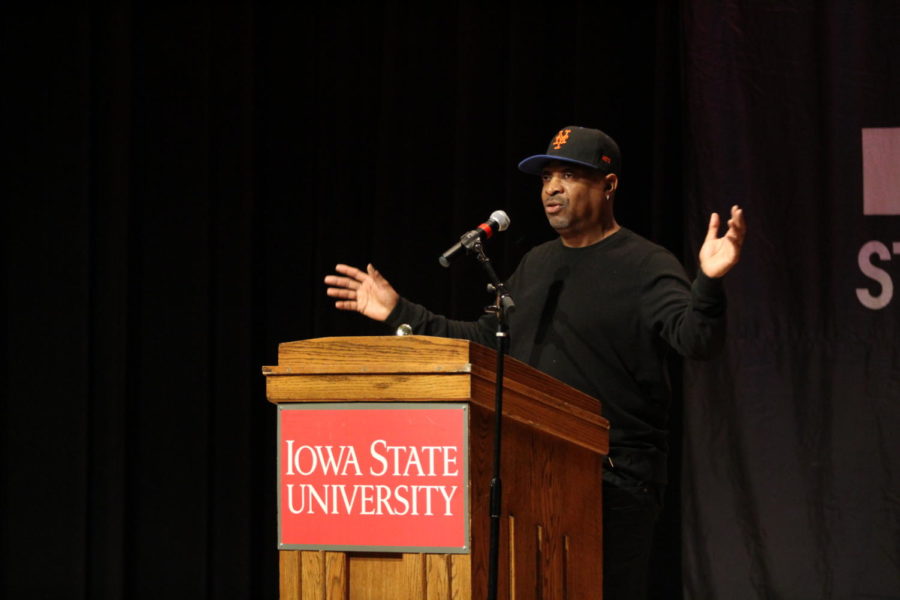 Chuck D preaches that technology is the new religion to a packed crowd in the Great Hall on Jan 26. Co-founder of rap group Public Enemy, Chuck D strongly and boldly voiced his opinion on topics such as race, popular culture and President Trump. 