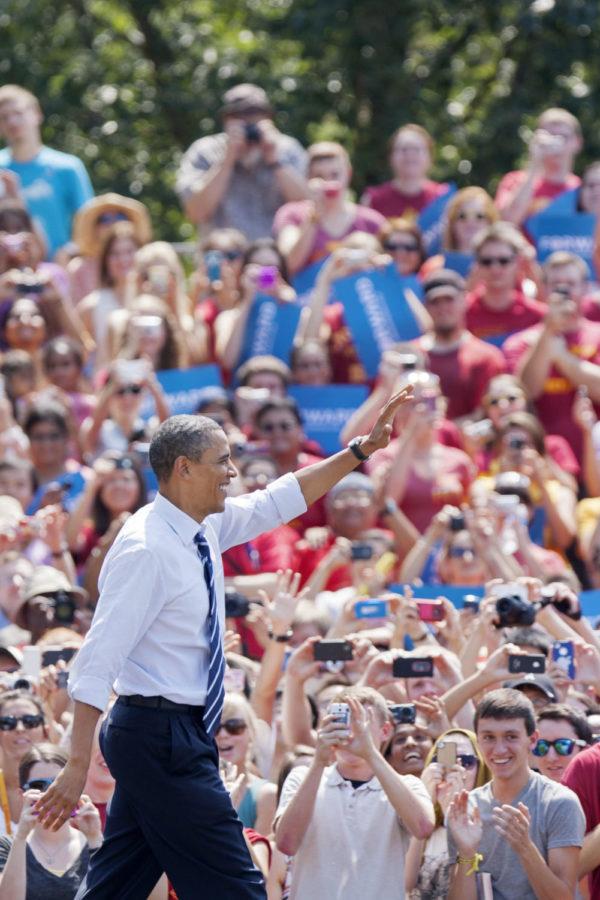 President Obama takes the stage before speaking to a crowd of 6,000 on Central Campus on Tuesday, Aug. 28, 2012. 
