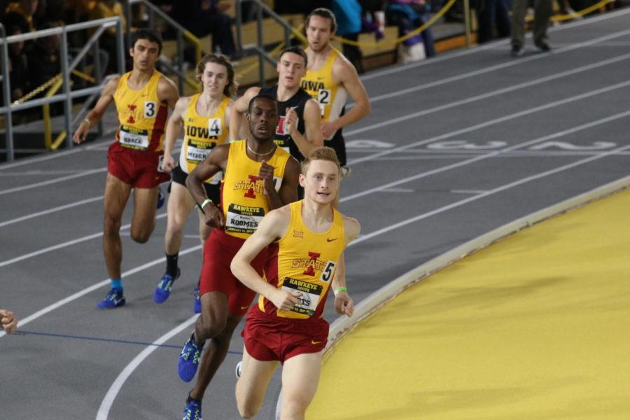Iowa+State+distance+runner+Dan+Curts+leads+the+pack+in+the+1%2C000-meter+run+at+the+Hawkeye+Invite+on+Jan.+14.%C2%A0